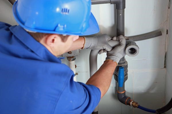 Professional Plumbing Services in London: From Repairs to Installations