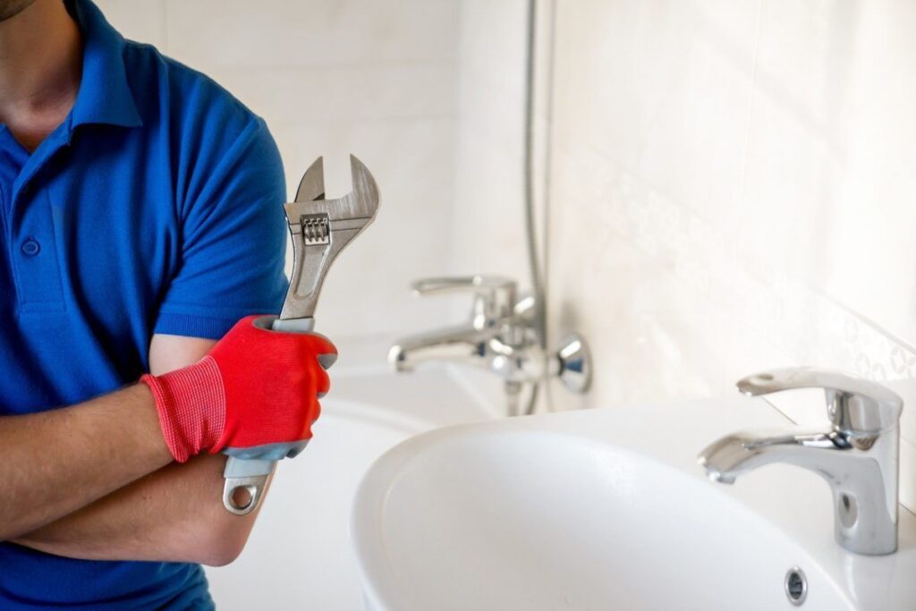 Why Plumbing Contractors in London are Essential for Homeowners